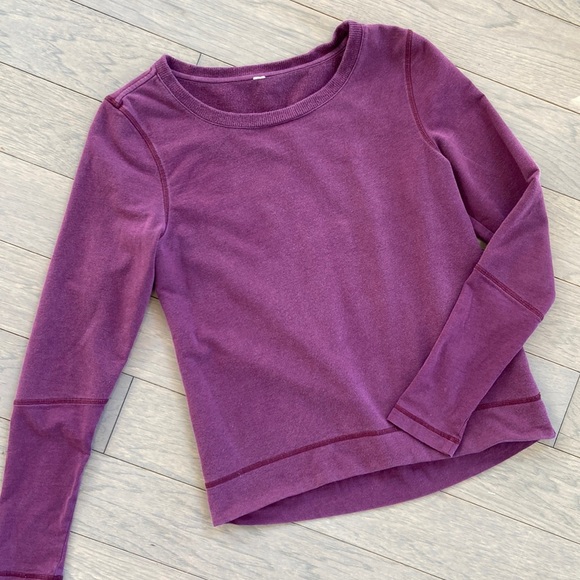 Lululemon Belle Long Sleeve Heathered Red Grape Small Purple Sweatshirt Pleated - Picture 2 of 9